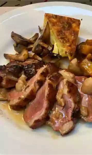 Le restaurant - L'Auberge de l'Abbaye - Lavaudieu - bien manger LAVAUDIEU